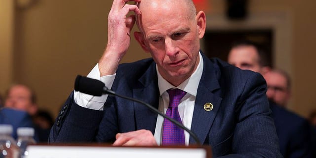 ‘Total Amateur Hour’: FBI Official Says Antifa Is #1 Threat in US—But Can’t Say Where, Who, or What It Is