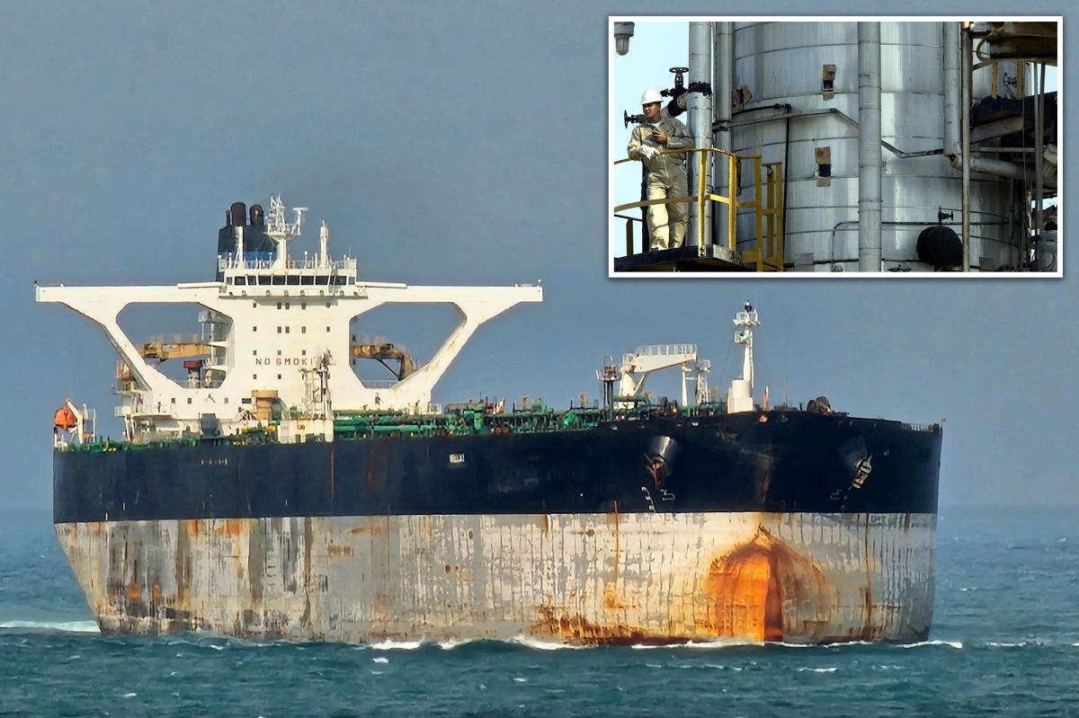 Venezuelan ‘dark fleet’ tanker evades US Coast Guard as Russia sends submarine to escort vessel: reports