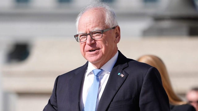 Walz issues warning order to Minnesota National Guard after fatal ICE shooting